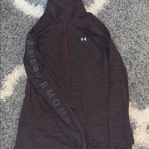 Under armour quarter zip size (M)